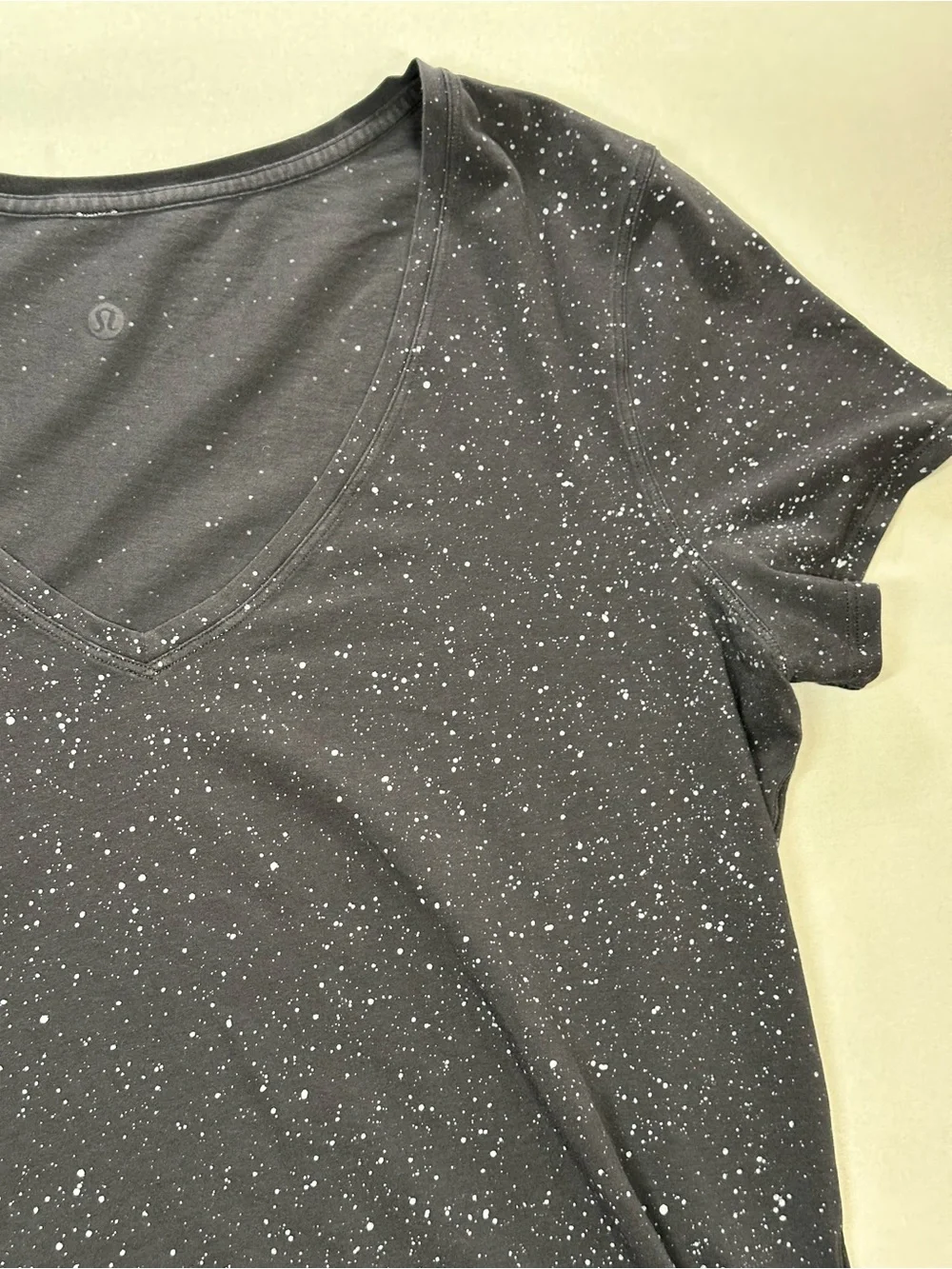 Lululemon Love Tee V-Neck Short Sleeve Shirt, White Splatter - Womens